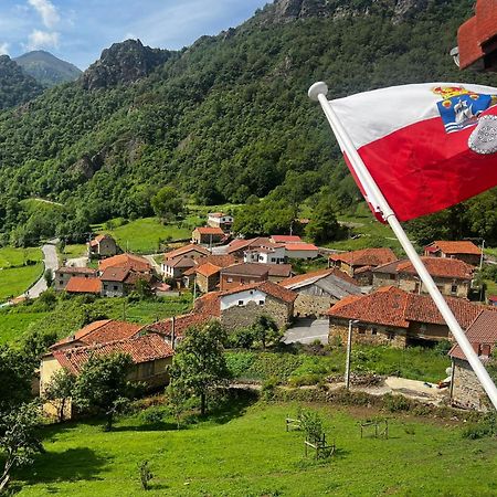 Hotel Rural El Sestil Dobres Esterno foto