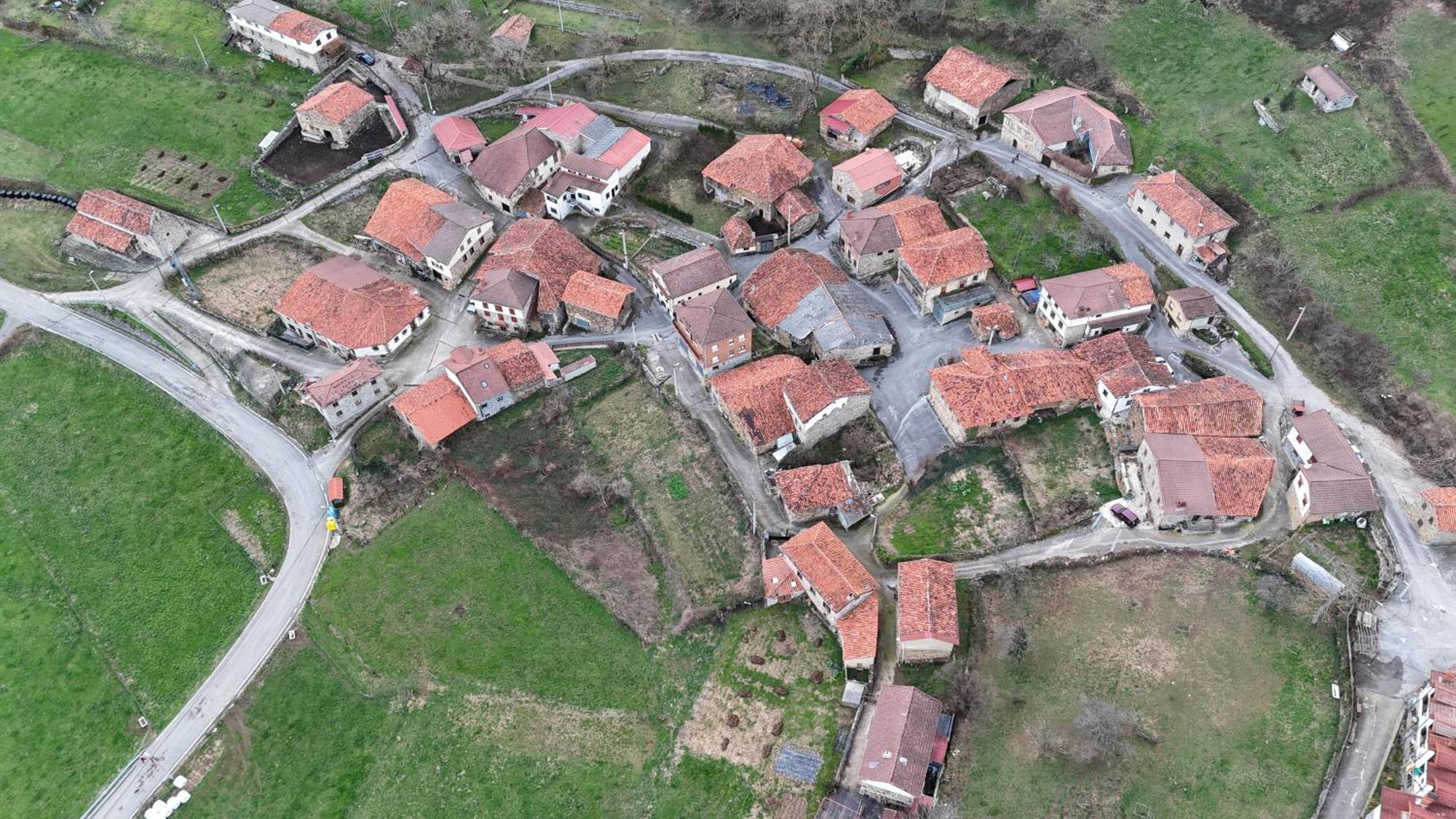 Hotel Rural El Sestil Dobres Esterno foto